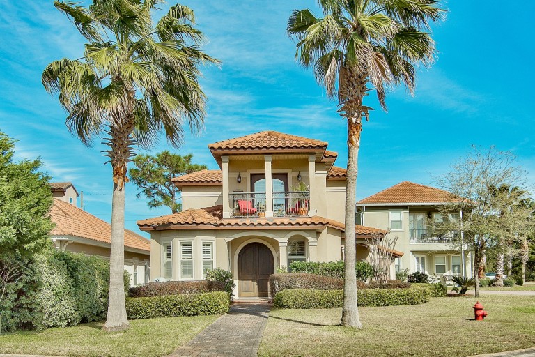 Newly Listed in Calusa Bay