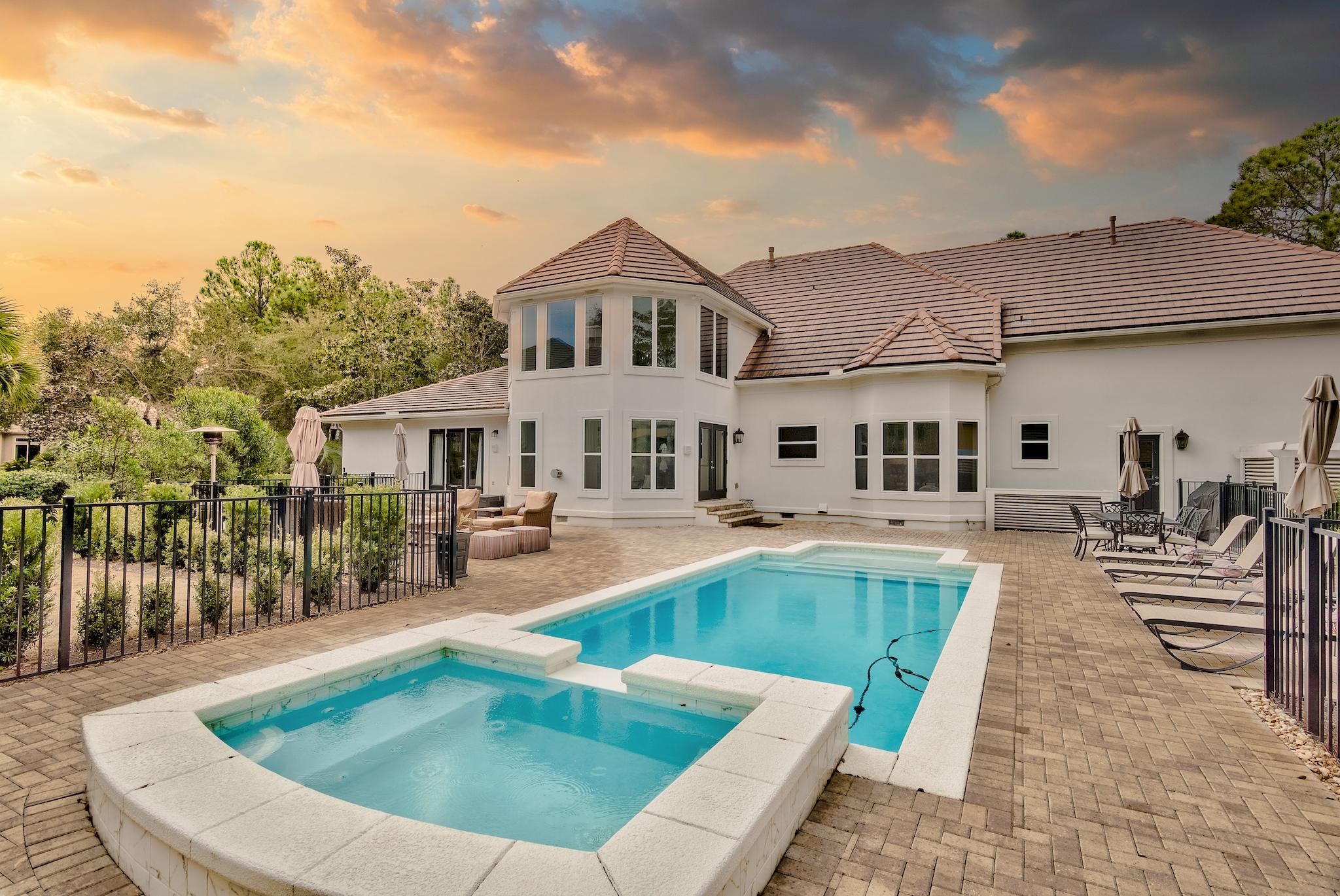 Just Closed in Burnt Pine!