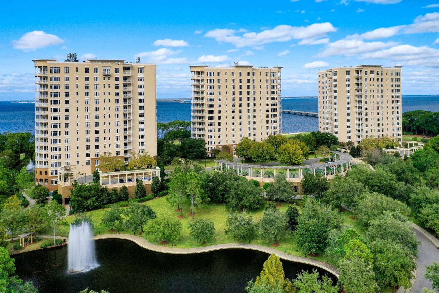 Just Closed at One Water Place Luxury Condos, 1,625,000